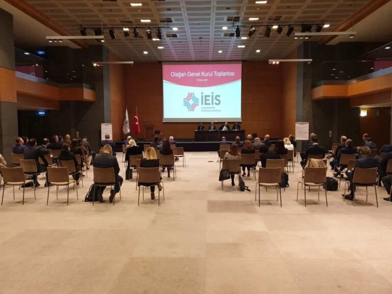 Nezih Barut, 5. kez ilaç işverenleri endüstrisi başkanı oldu