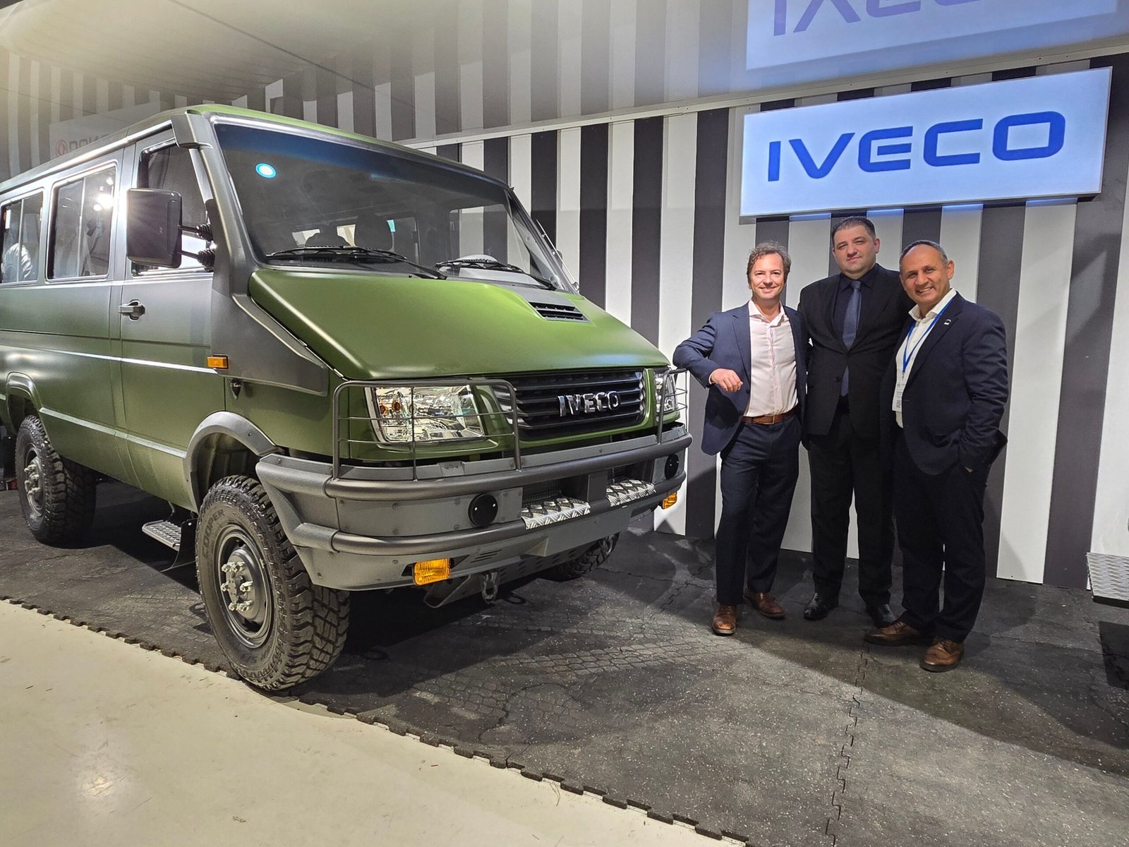 IVECO BUS ve Az-Tex Import arasındaki Turbo DAILY 4x4 sipariş anlaşması
